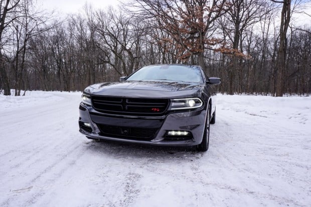 2015_dodge_charger_rt_road_track_14