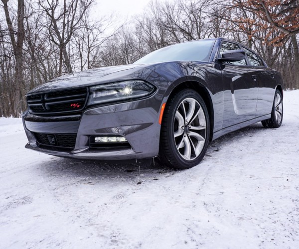2015_dodge_charger_rt_road_track_19