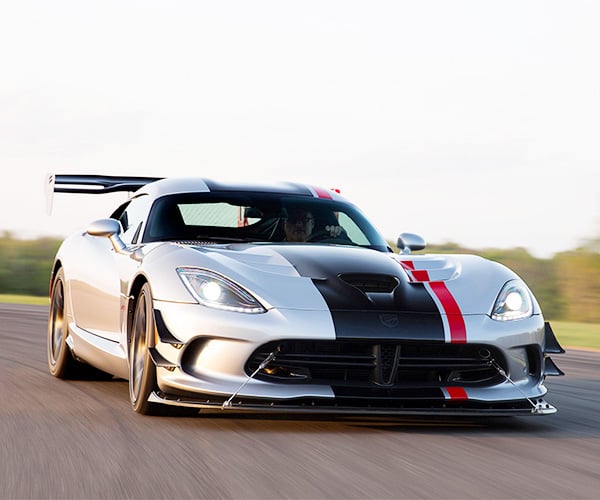 2016 Dodge Viper ACR Is the Fastest Street Legal Viper Ever
