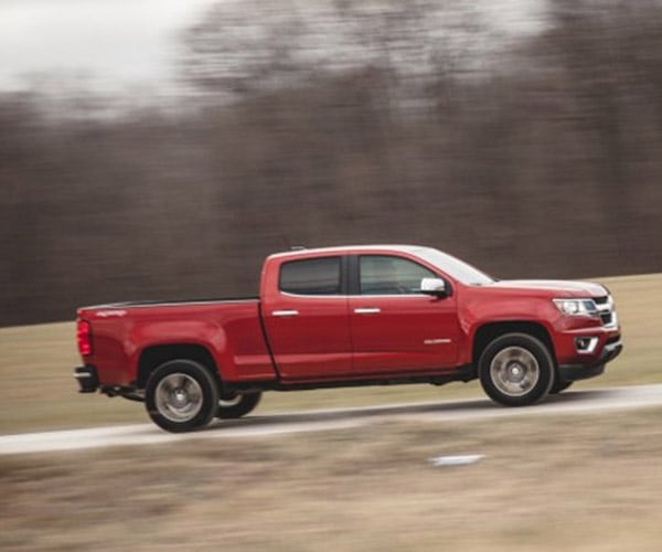 Chevy Aims for 30 mpg with Diesel Colorado