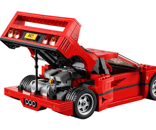 LEGO Produces Incredibly Detailed Ferrari F40 Model