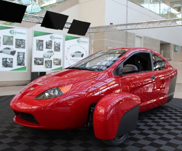 Elio Motors P5 Prototype Turns up at LA Auto Show