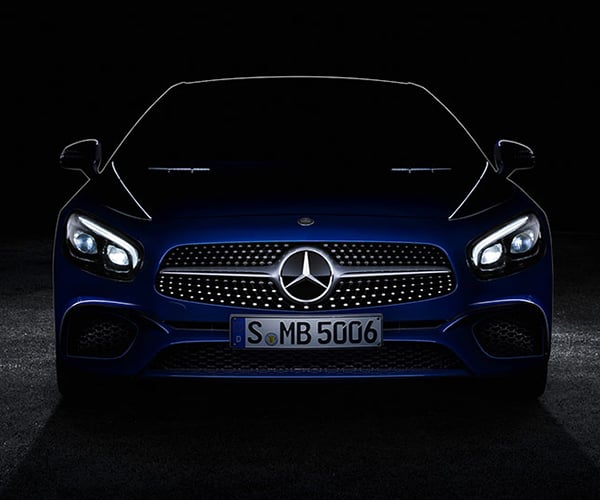 Mercedes SL Looks Fantastic in Teaser Photo