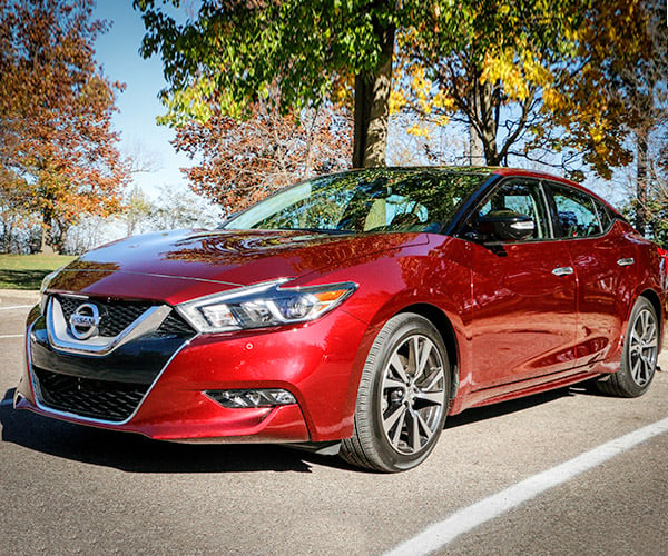 Review: 2016 Nissan Maxima