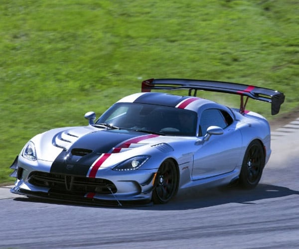 The Dodge Viper May Not Die After All… Huzahhh!