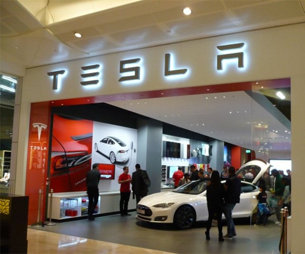 Tesla Announces Model 3 Reservation Costs