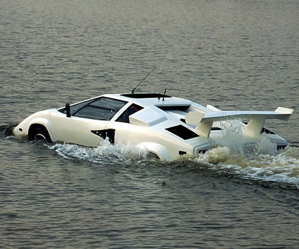 Amphibighini Proves the Lamborghini Countach Walks on Water