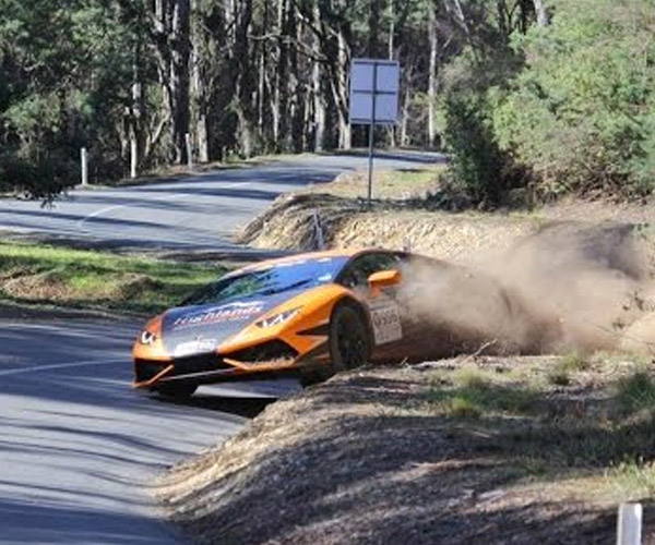 Targa Tasmania Driver Goes Off-Road in Lamborghini Huracan