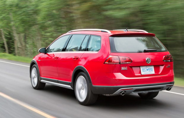 2017_vw_golf_alltrack_wagon_4