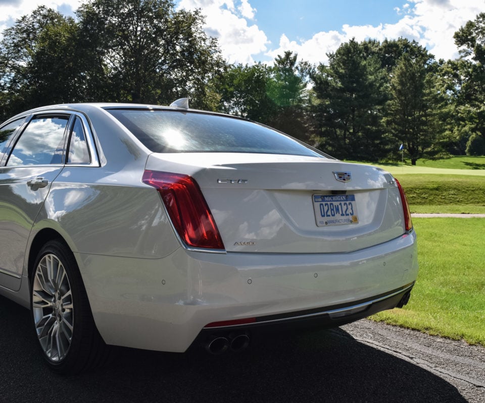 2016_cadillac_ct6_10