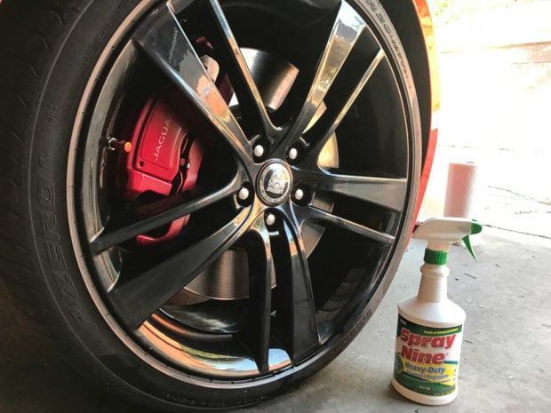 spray_nine_cleans_wheels_4