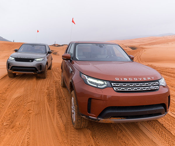 2017 Land Rover Discovery: The New King of the SUV Hill