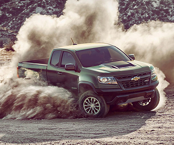 2017 Chevrolet Colorado ZR2 is Meant for the Dirt
