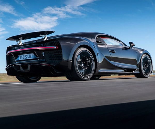 Watch a Bugatti Chiron Rocket to 217 mph with Ease