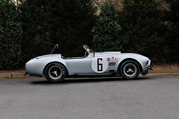 1965_shelby_427_competition_cobra_1