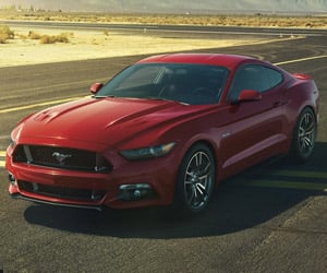 First 2015 Ford Mustang GT Raises $300K for Charity