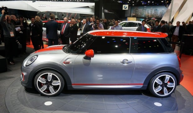 mini_jcw_cooper_reveal_naias_5