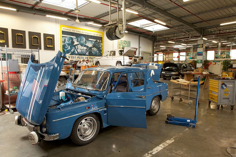 Renault Celebrates 50 Years of the Renault 8 Gordini