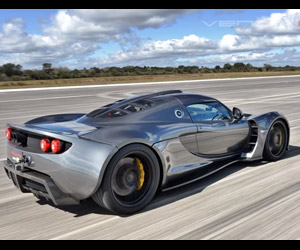 Hennessey Venom GT Breaks Speed Record