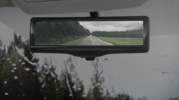 nissan_smart_rearview_mirror_3