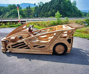 Maniwa: A Wooden “Supercar” from Japan
