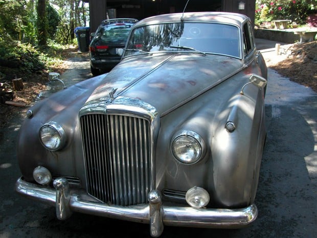 1956_bentely_saloon_1