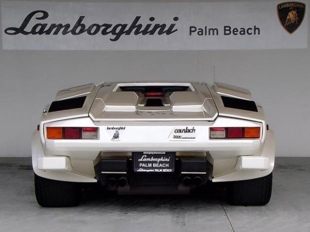 1987_lamborghini_countach_4