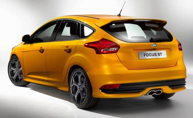 2015_ford_focus_st_1