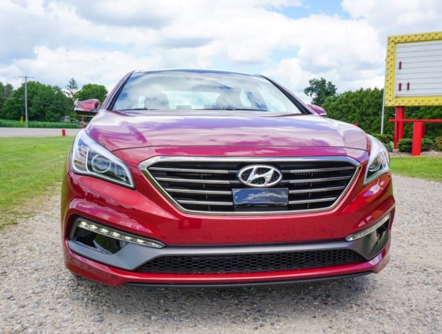 2015_hyundai_sonata_sport_1