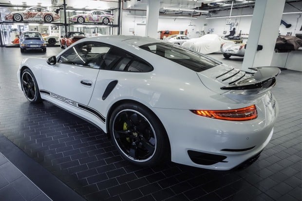 porsche_911_turbo_s_gb_edition_2