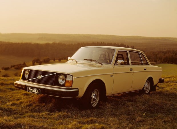 volvo_40_years_volvo_240_2