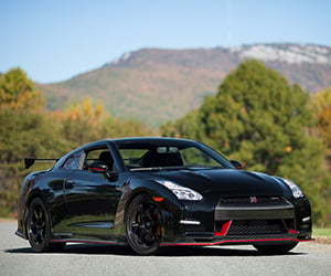 First Nissan GT-R NISMO Arrives in the U.S.