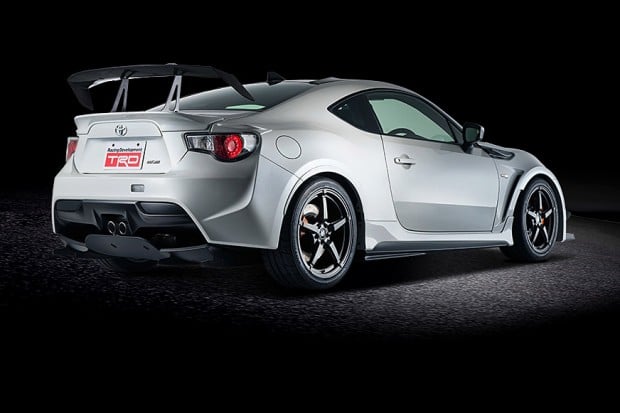 2015_toyota_86_14r60_8