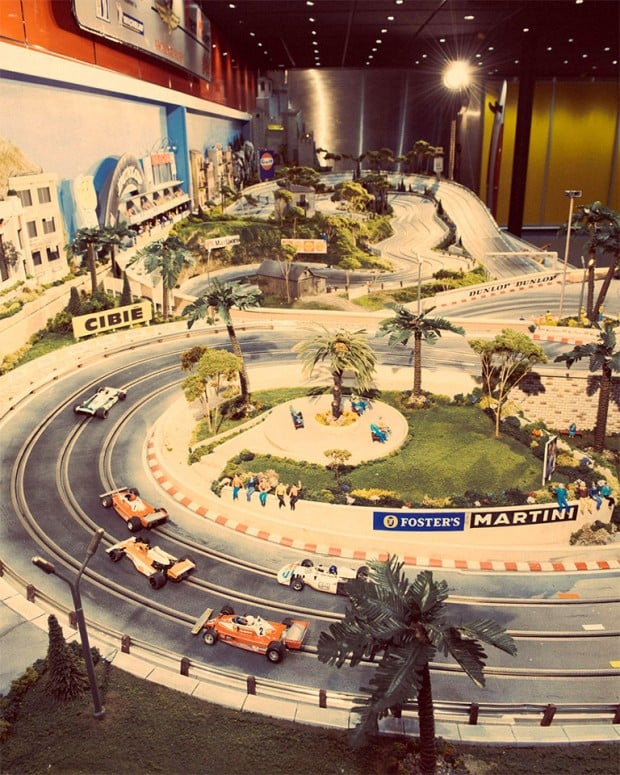 neiman_marcus_slot_cars_usa_1