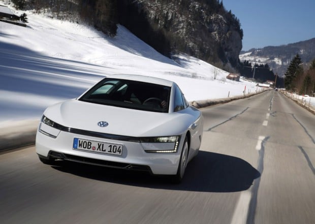 volkswagen_xl1_hybrid_goes_on_sale_4