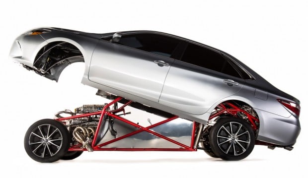 toyota_camry_xse_dragster_1