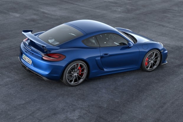 Porsche_Cayman_GT4_3