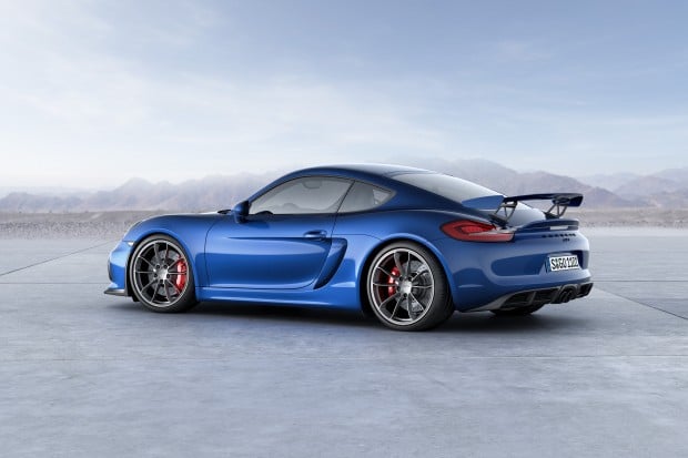 Porsche_Cayman_GT4_5