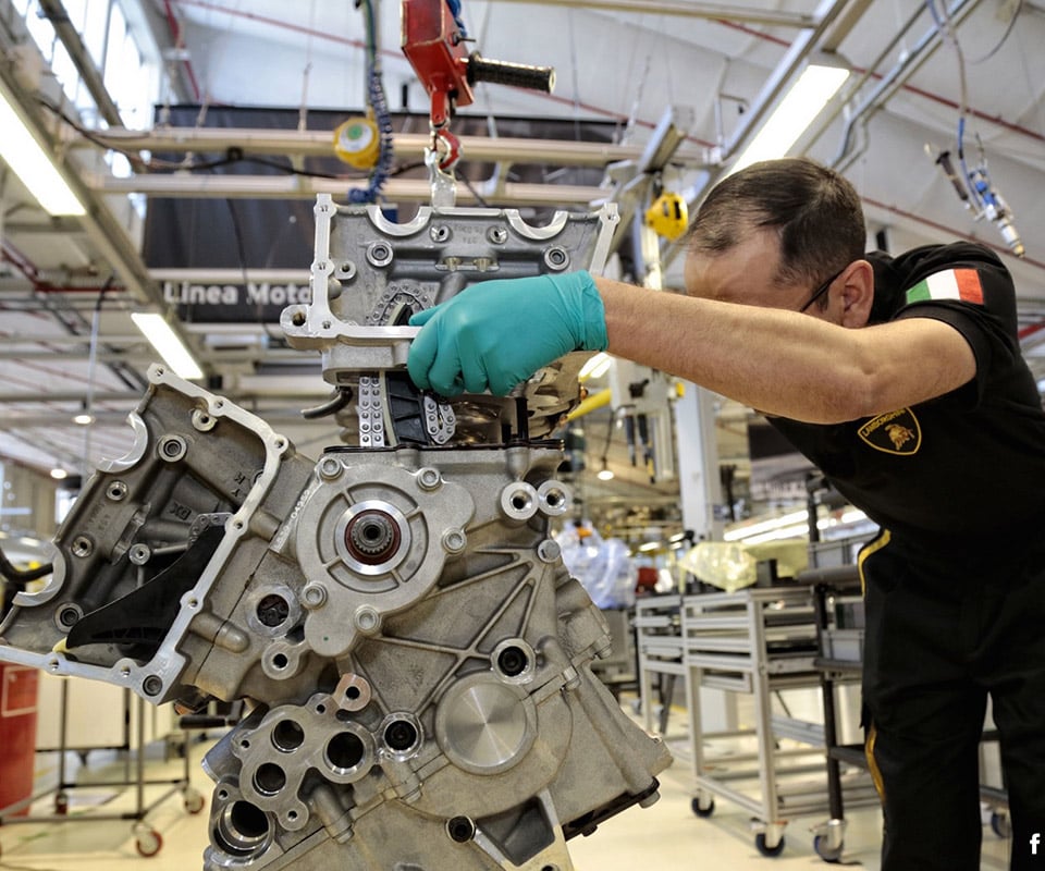 What It’s Like to Build a Lambo Engine