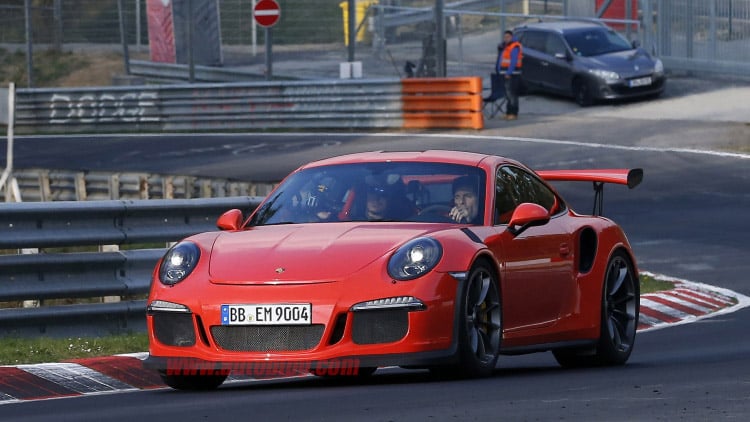 Mark Webber Flogs New 911 GT3 RS on The Ring