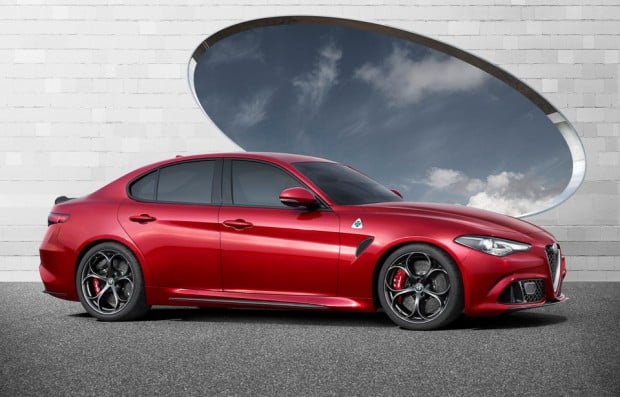 2016_alfa_romeo_giulia_2