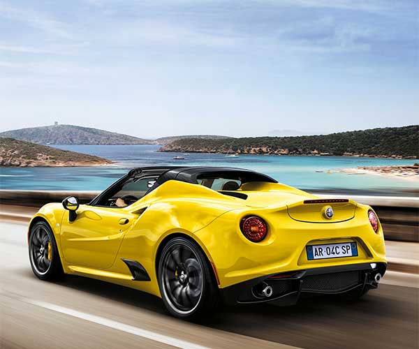 The Alfa Romeo 4C Spider Packs a Mean Bite