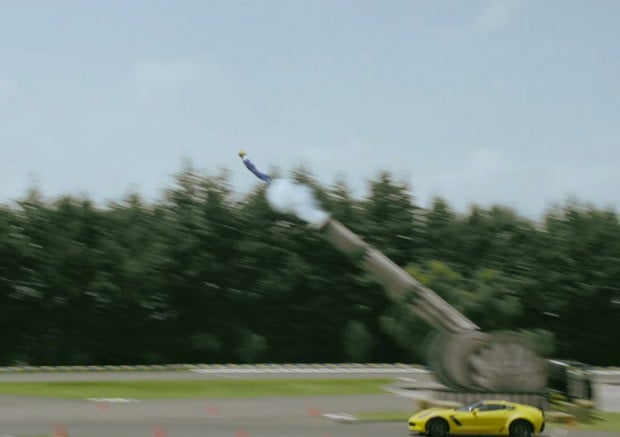 corvette_vs_human_cannonball_2