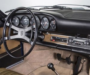 Porsche Classic Making Vintage 911 Dashboards