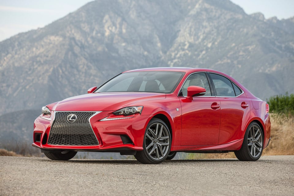 2016 Lexus IS 200t to Get a 2.0L Turbo