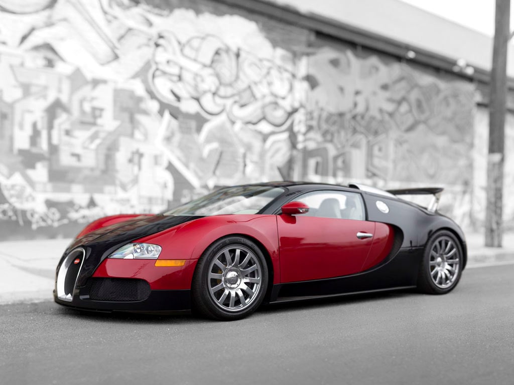 Bugatti Veyron #1 Headed to Auction