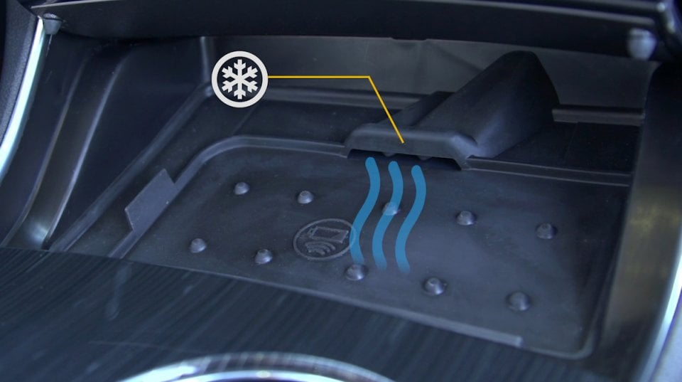 Chevy Gives Your Smartphone Its Own AC Vent