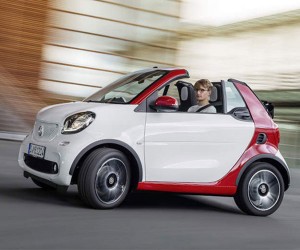 Smart fortwo Cabrio Drops its Top in 12 Seconds