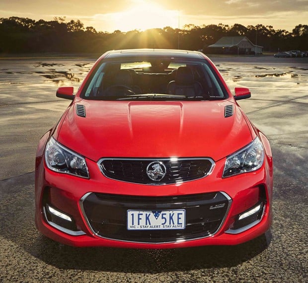 2016_holden_commodore_7