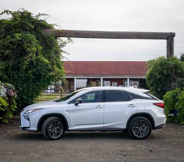 2016_lexus_rx_11